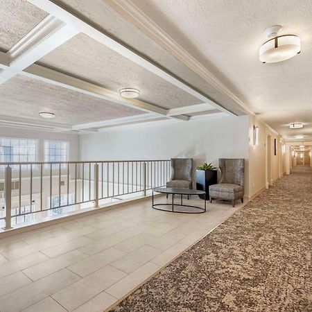 Best Western Plus Grand Manor Inn Спрингфилд Экстерьер фото